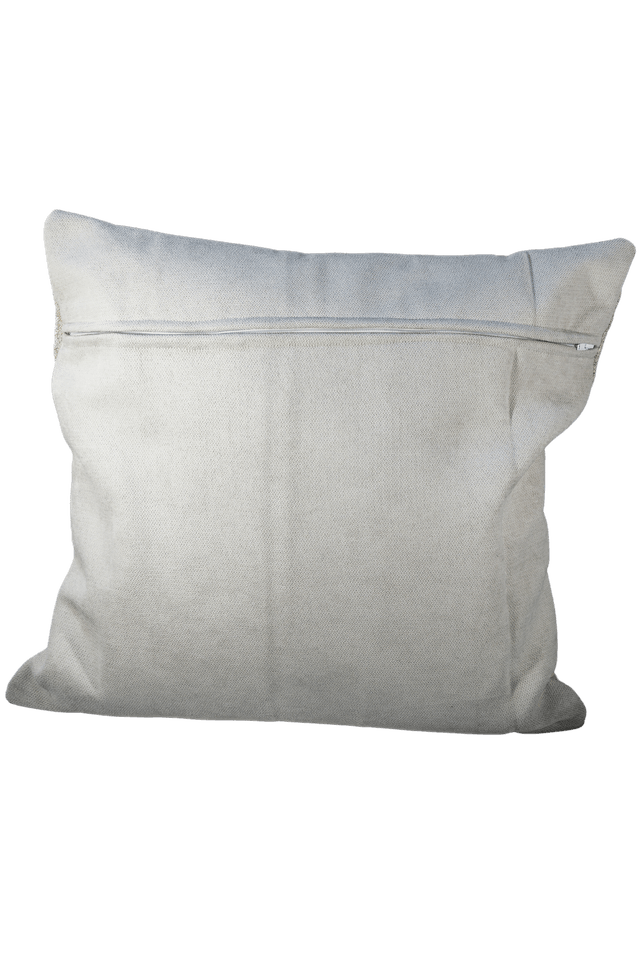 Coussin Gnome d’Hiver en Jacquard – 43×43 cm