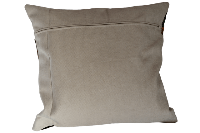 Coussin « Lion Arc-en-Ciel » – Osez l’Énergie et la Couleur