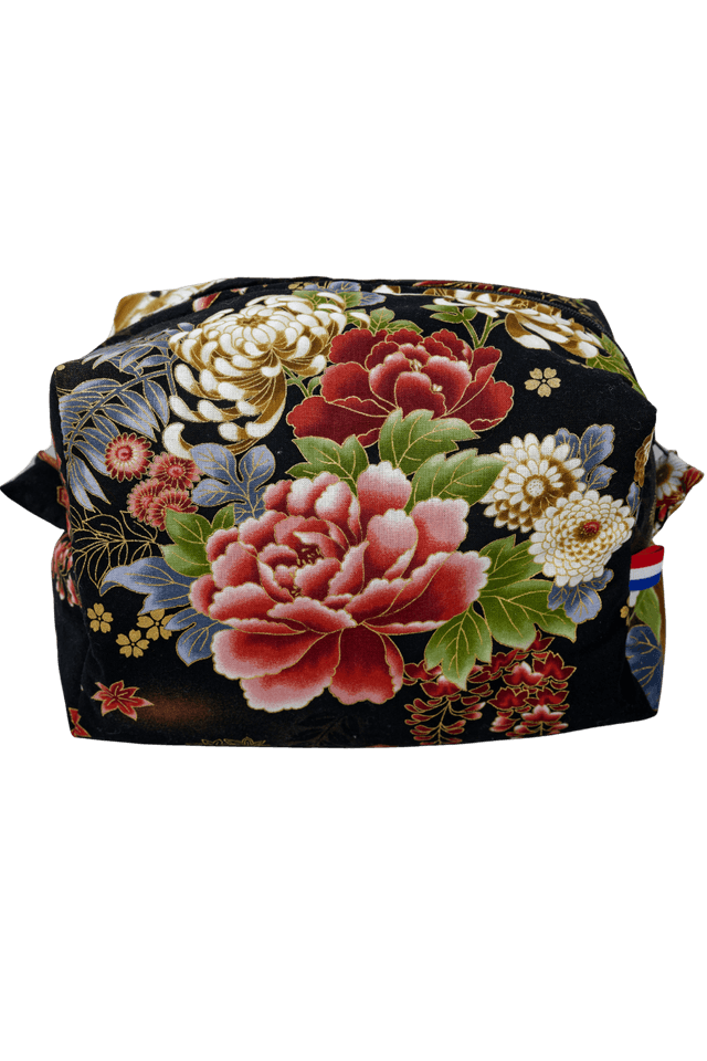 Trousse de toilette artisanale en tissu japonais – Motifs floraux traditionnels